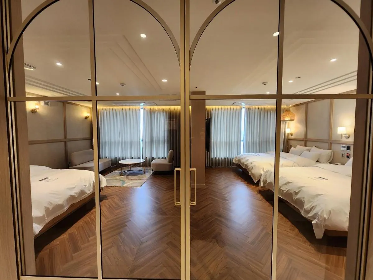 H Avenue Kijang Ilgwang Hotel Busan 0*,